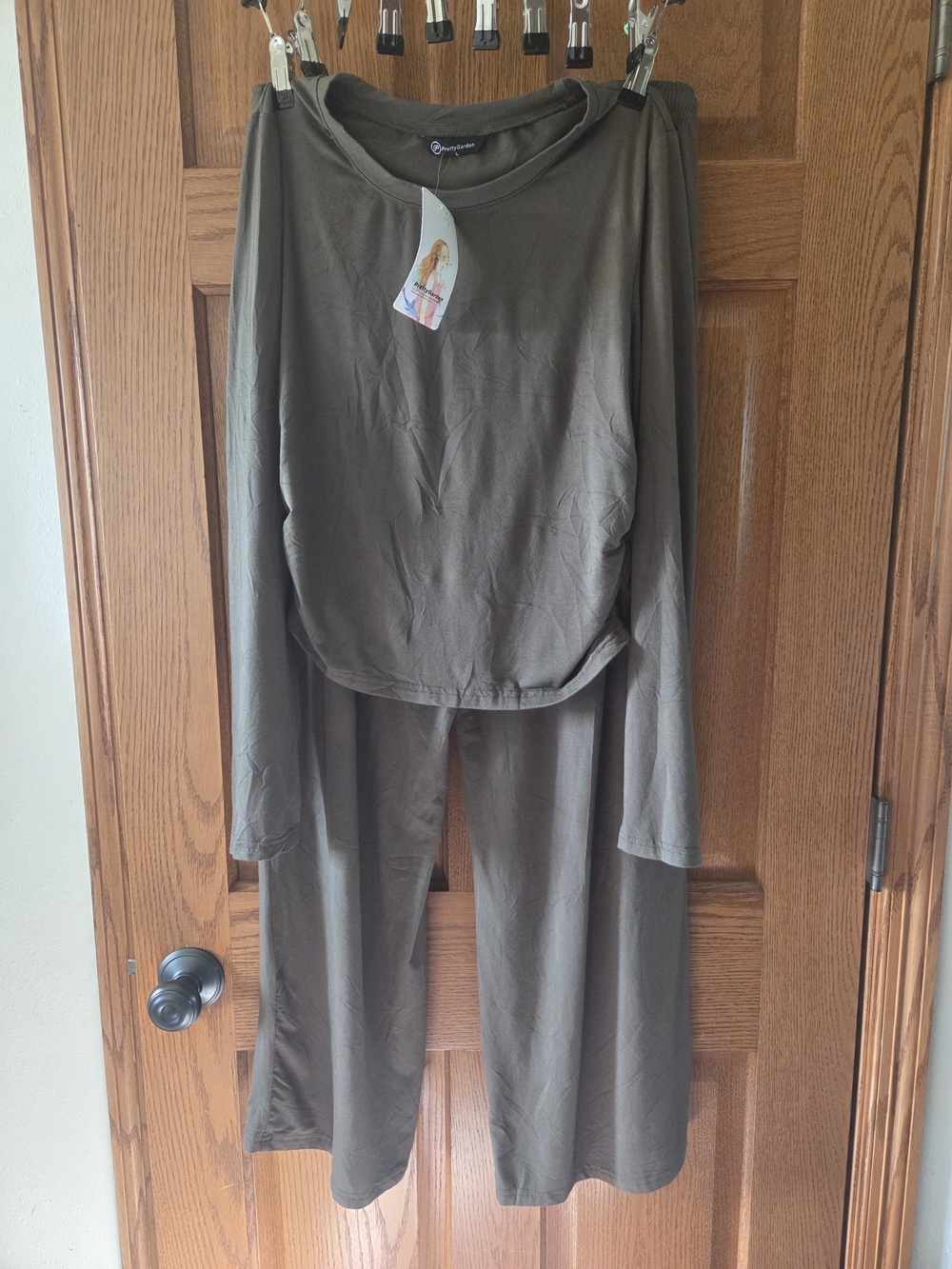 Pretty Garden Lounge/PJ Set – Army Green (Brand New) Size XL